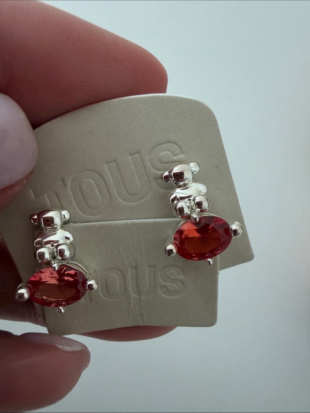 NEW: TOUS Silver Teddy Earrings with Orange-Red Oval Stones - Picture 4 of 4